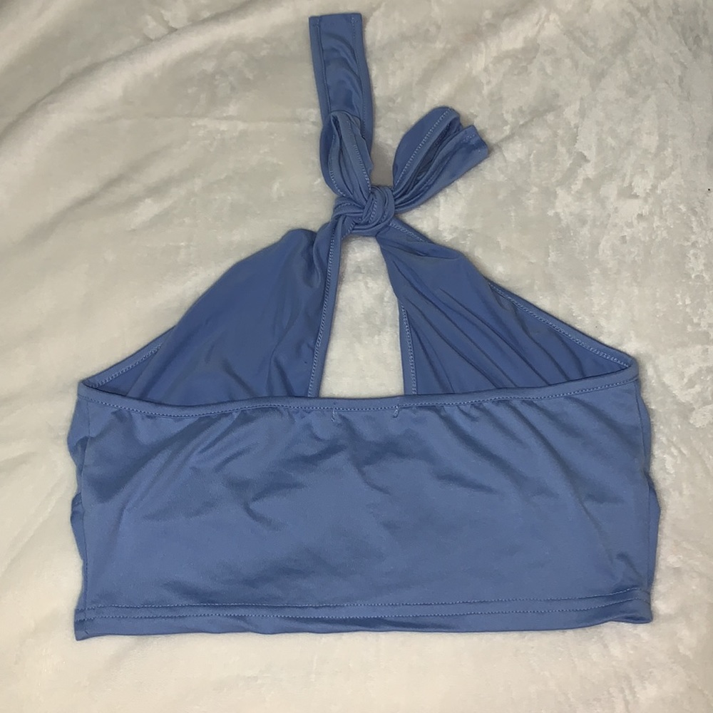 Crop top - Picture 2 of 2